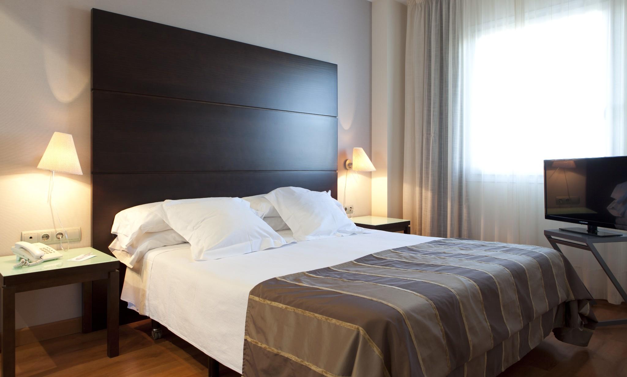 Apartamentos Vertice Sevilla Aljarafe Бормухос Екстер'єр фото