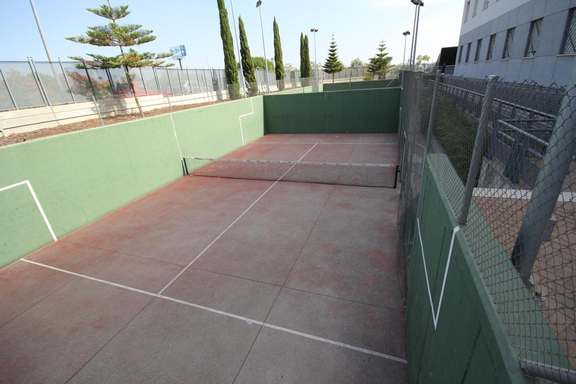 Apartamentos Vertice Sevilla Aljarafe Бормухос Екстер'єр фото