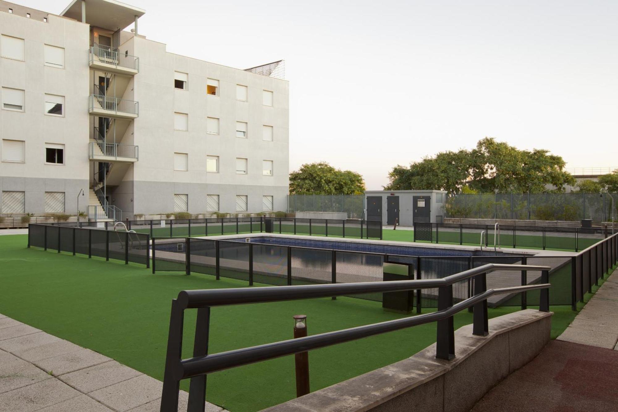 Apartamentos Vertice Sevilla Aljarafe Бормухос Екстер'єр фото